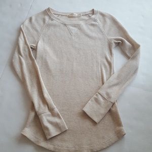 Tan long sleeve undershirt